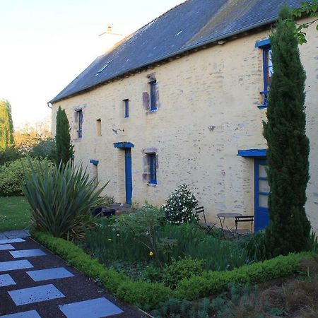 L'Ancien Presbytere Hotel Monterfil Luaran gambar